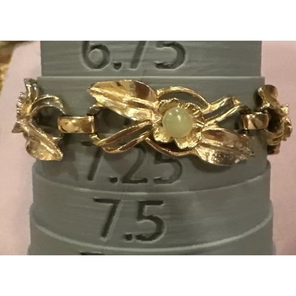 VTG KRAMER Gold Tone Flower And Petal Bracelet Glass Stones Collectible